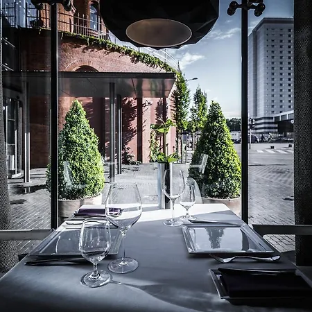 Hotel Blow Up Hall 5050 Poznan