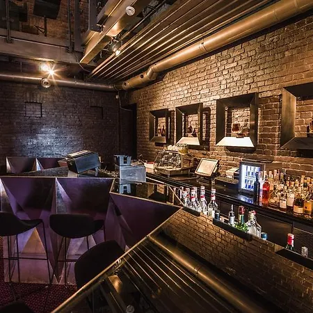 Hotel Blow Up Hall 5050 5*