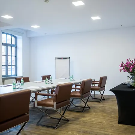 Hotel Blow Up Hall 5050 5*