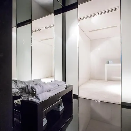 Blow Up Hall 5050 Hotel Poznań