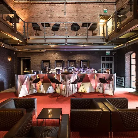 Blow Up Hall 5050 Hotel Poznań