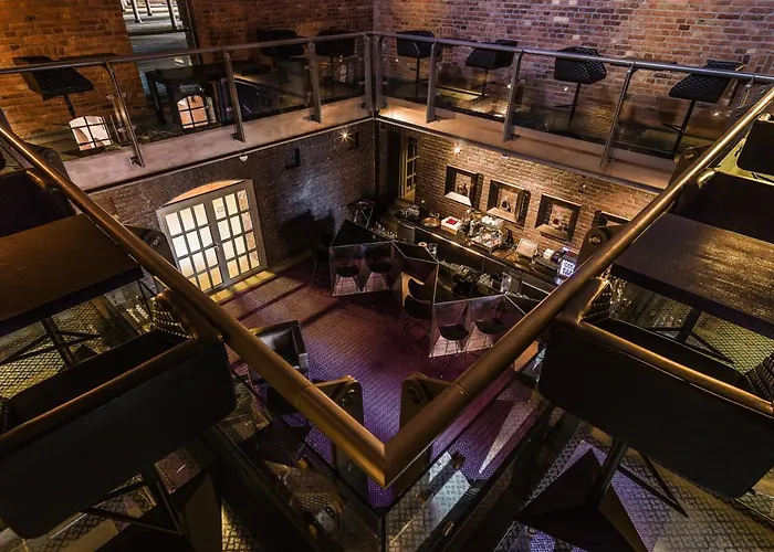 Hotel Blow Up Hall 5050 5*