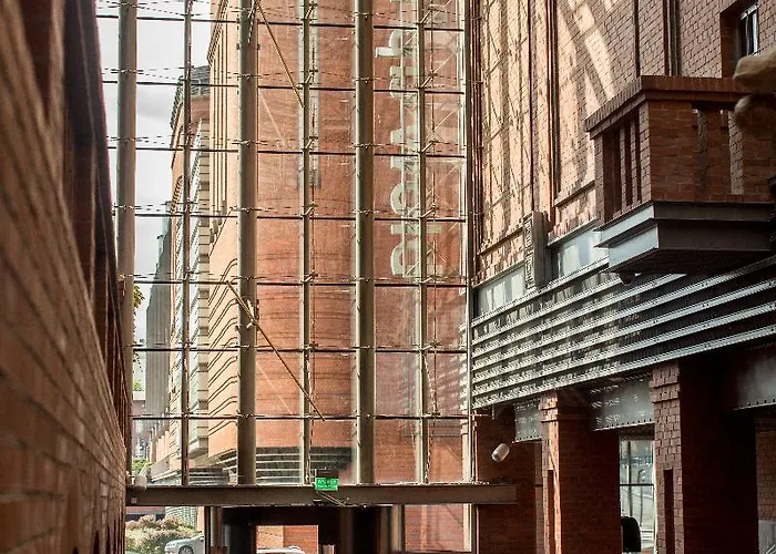 Blow Up Hall 5050 5* Poznan