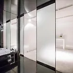 Готель Blow Up Hall 5050