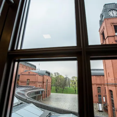 מלון Blow Up Hall 5050 פוזנן