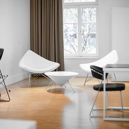 Blow Up Hall 5050 5* Познань