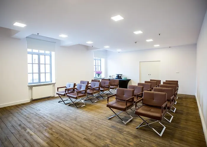 Blow Up Hall 5050 Познань