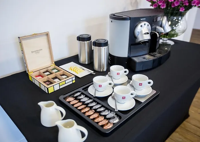 Hotel Blow Up Hall 5050 Poznan