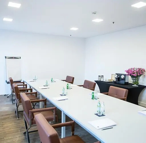 Blow Up Hall 5050 Hotel Poznan