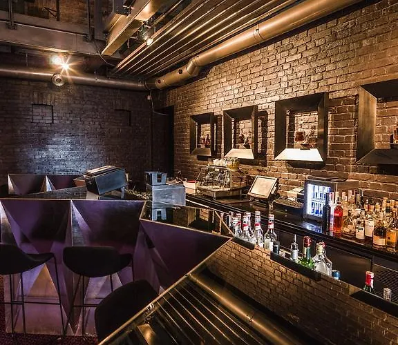 Hotel Blow Up Hall 5050 5*