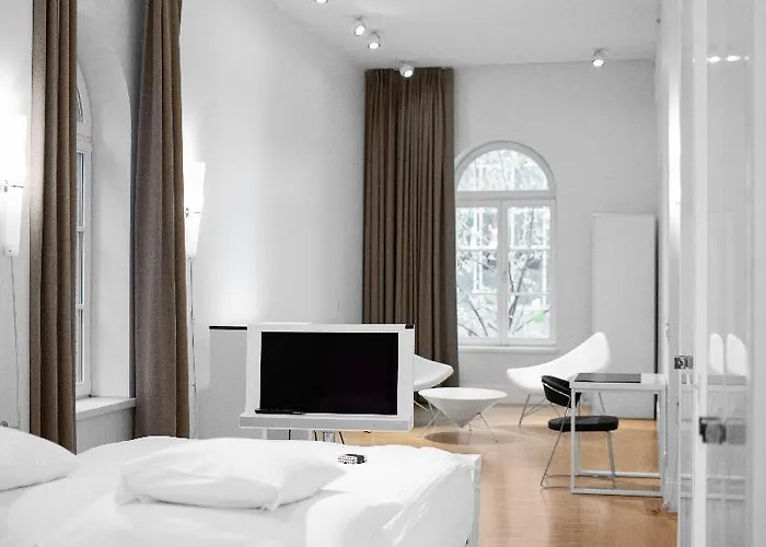 Hotel Blow Up Hall 5050 Poznan